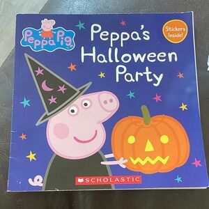 Scholastic Peppa's Halloween Party Book - Blue and Pink